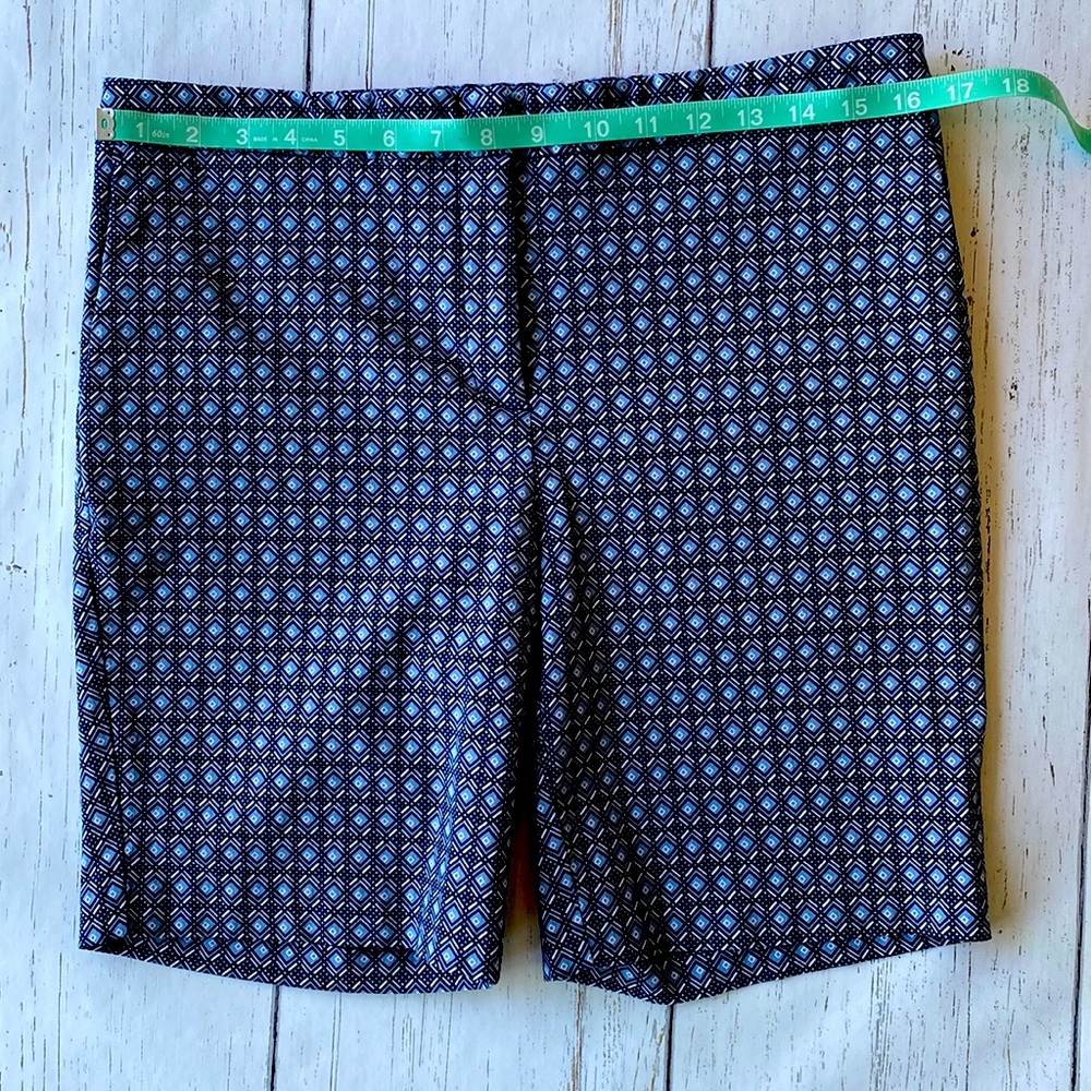 Mario Serrani Bermuda shorts size 12